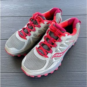 Saucony trail running shoes